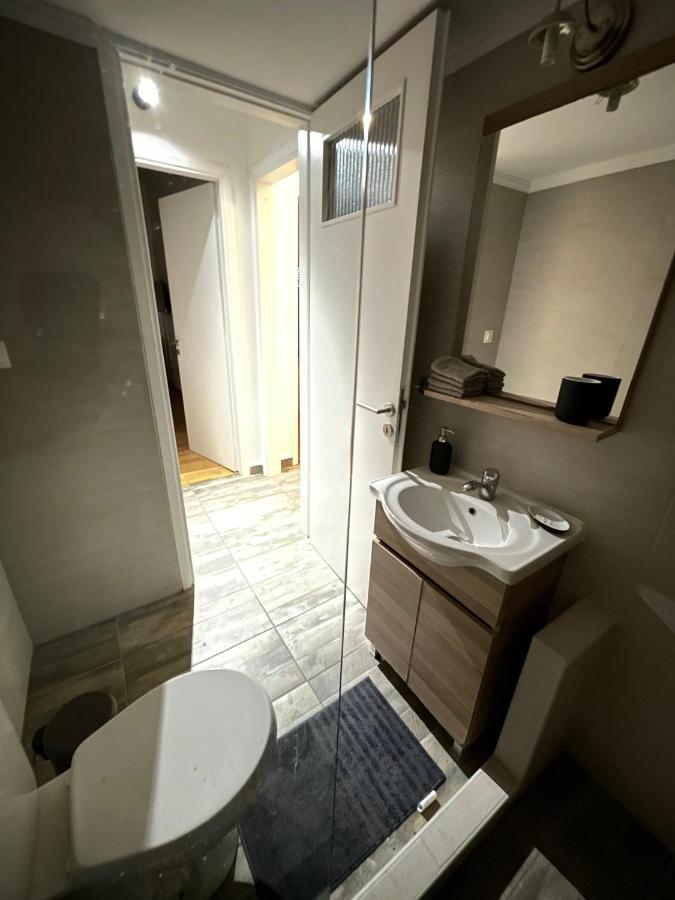 Olympic Hadrian Apartment Next To Acropolis Атина Екстериор снимка